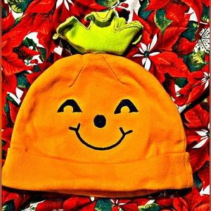 Newborn pumpkin caps